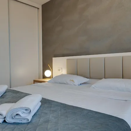 Appartement Zepterme 408 *